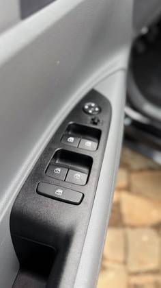 HYUNDAI HB20S 1.0 12V FLEX COMFORT MANUAL HYUNDAI HB20S 1.0 12V FLEX COMFORT MANUAL